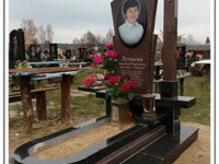 Гранитный памятник комбинированный с крестом