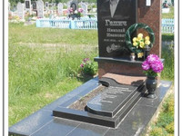 Памятник гранитный комбинированный