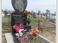 Памятник гранитный сердце